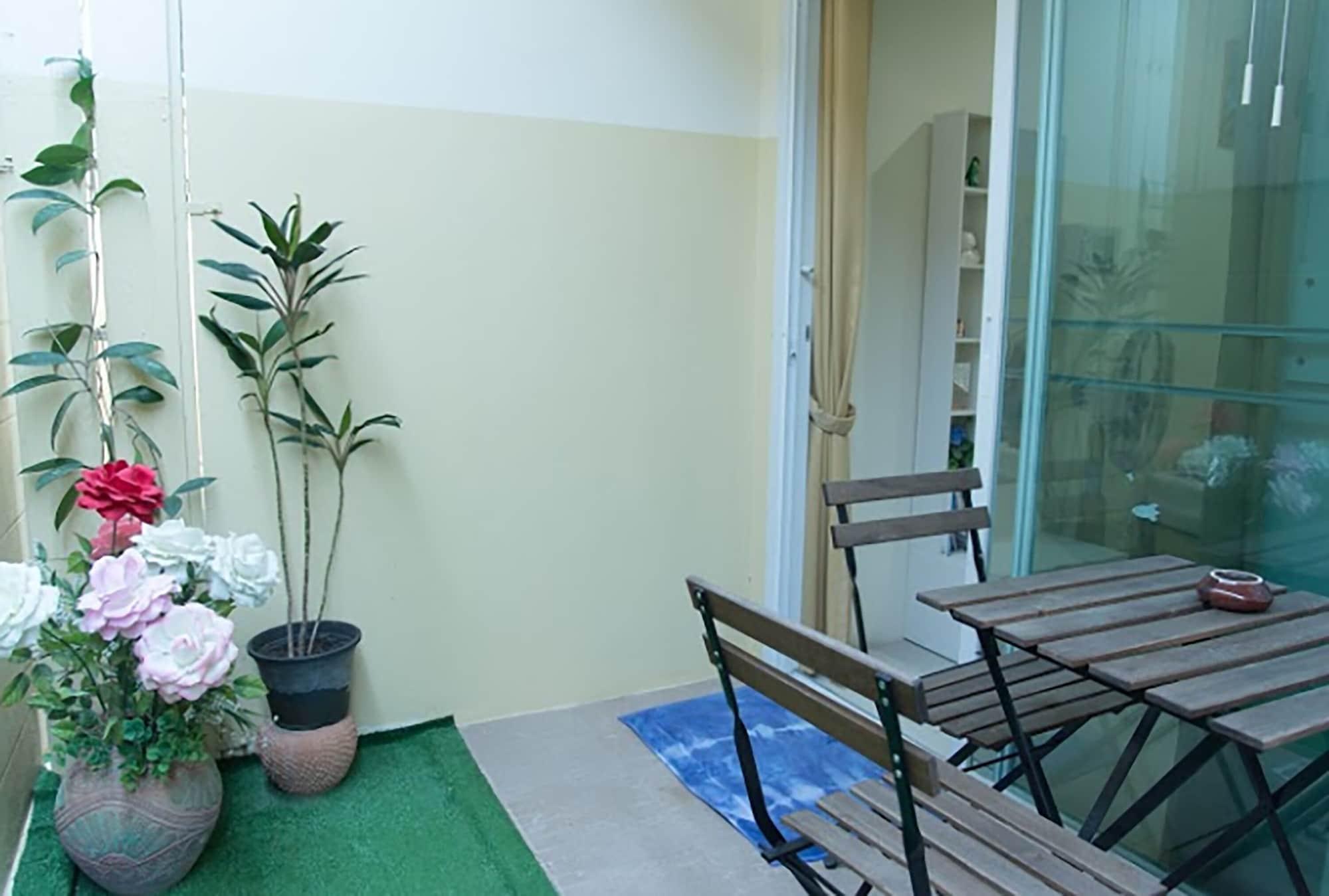 Lotus Suite HHQ Extérieur photo